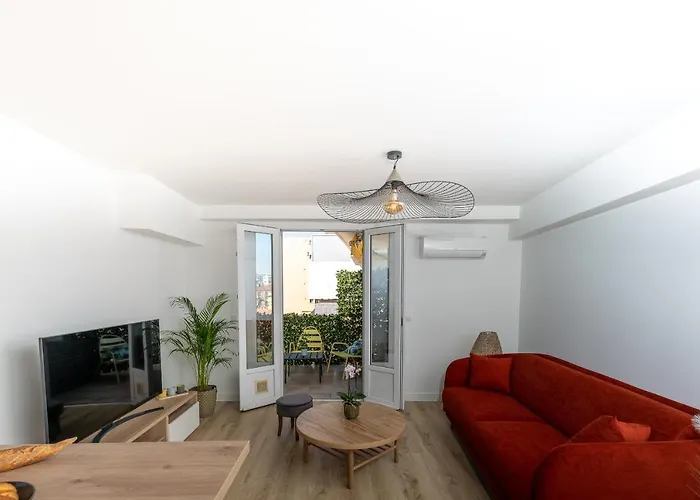 Superbe T2 Juan Les Pins 300m Des Plages